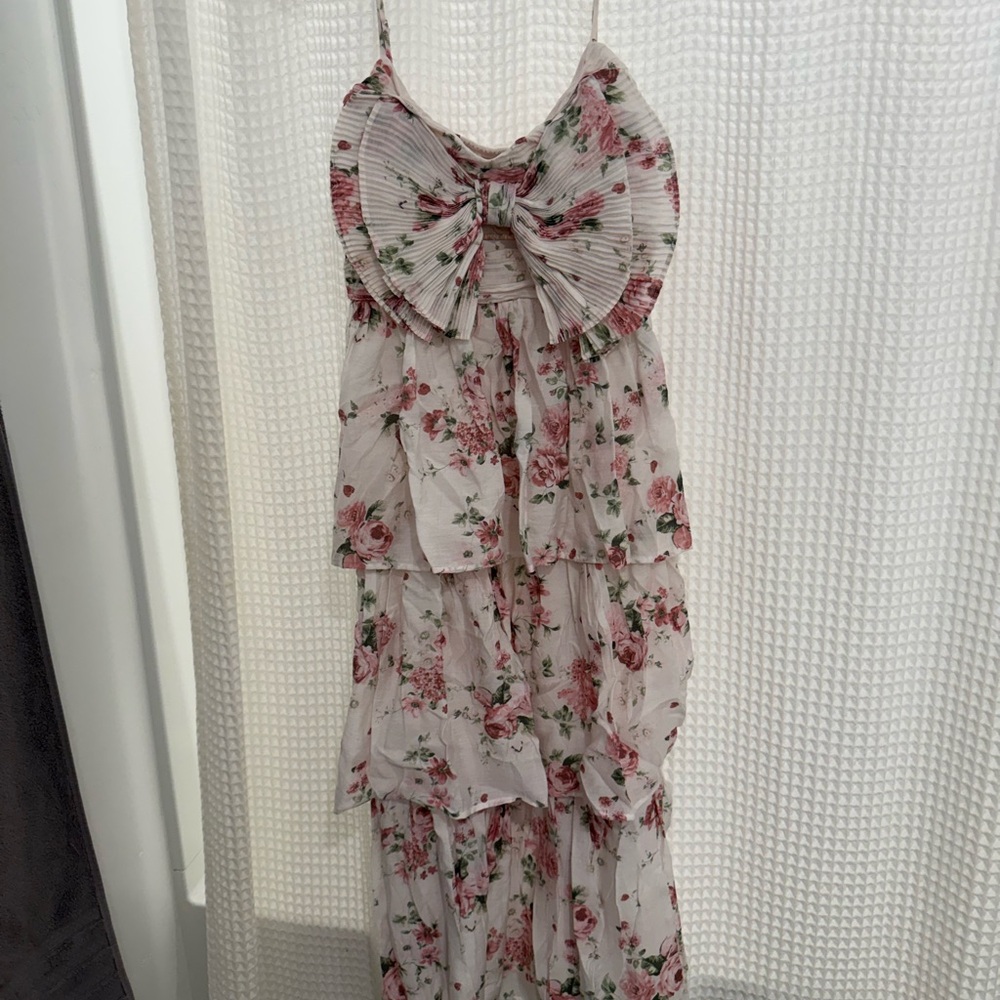 Chic Floral Midi Dress with Bow Detail